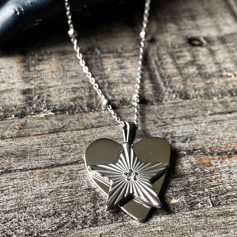 NEW Silver Heart & Star Pendant Necklace